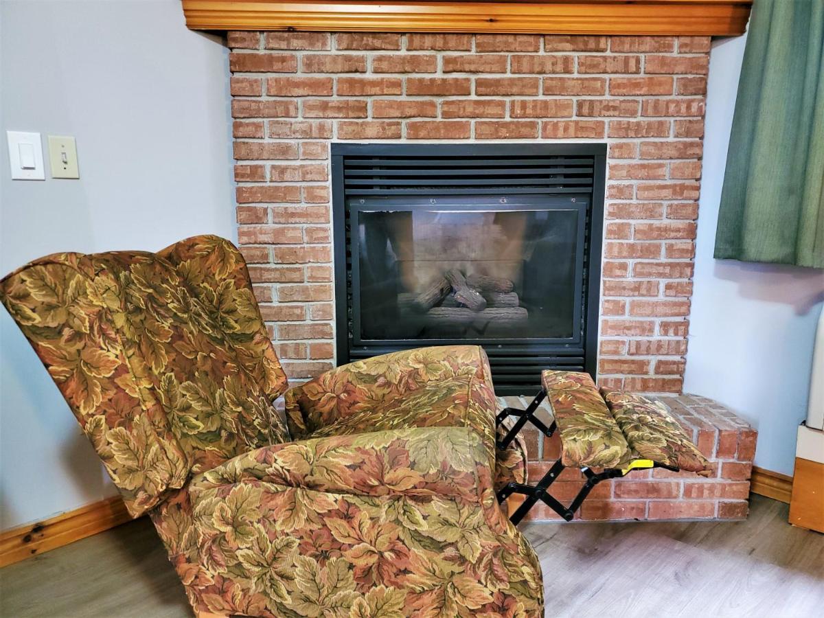 Knights Inn Colonial Fireside Inn Pembroke Luaran gambar